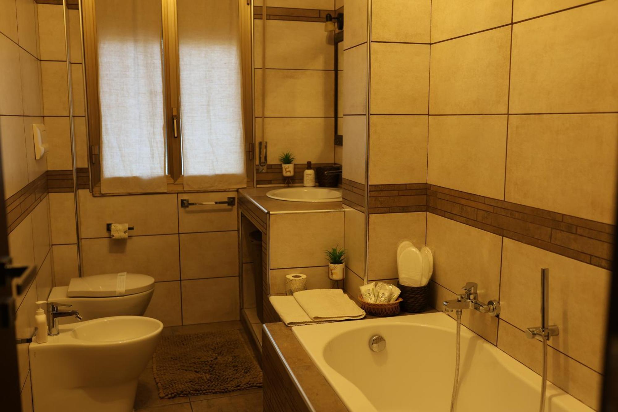 Like Home Apartment Reggio Calabria Exterior photo