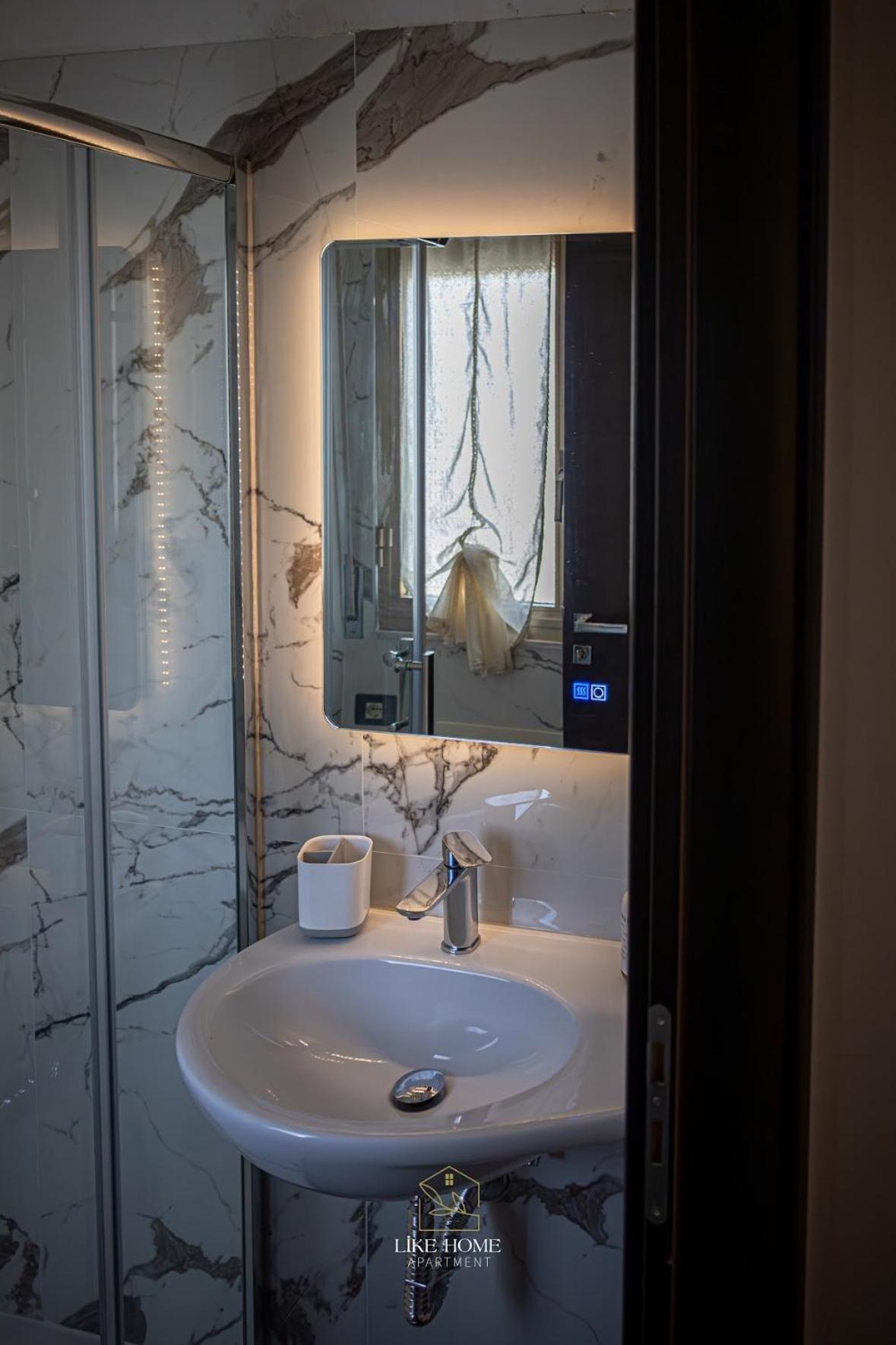 Like Home Apartment Reggio Calabria Exterior photo