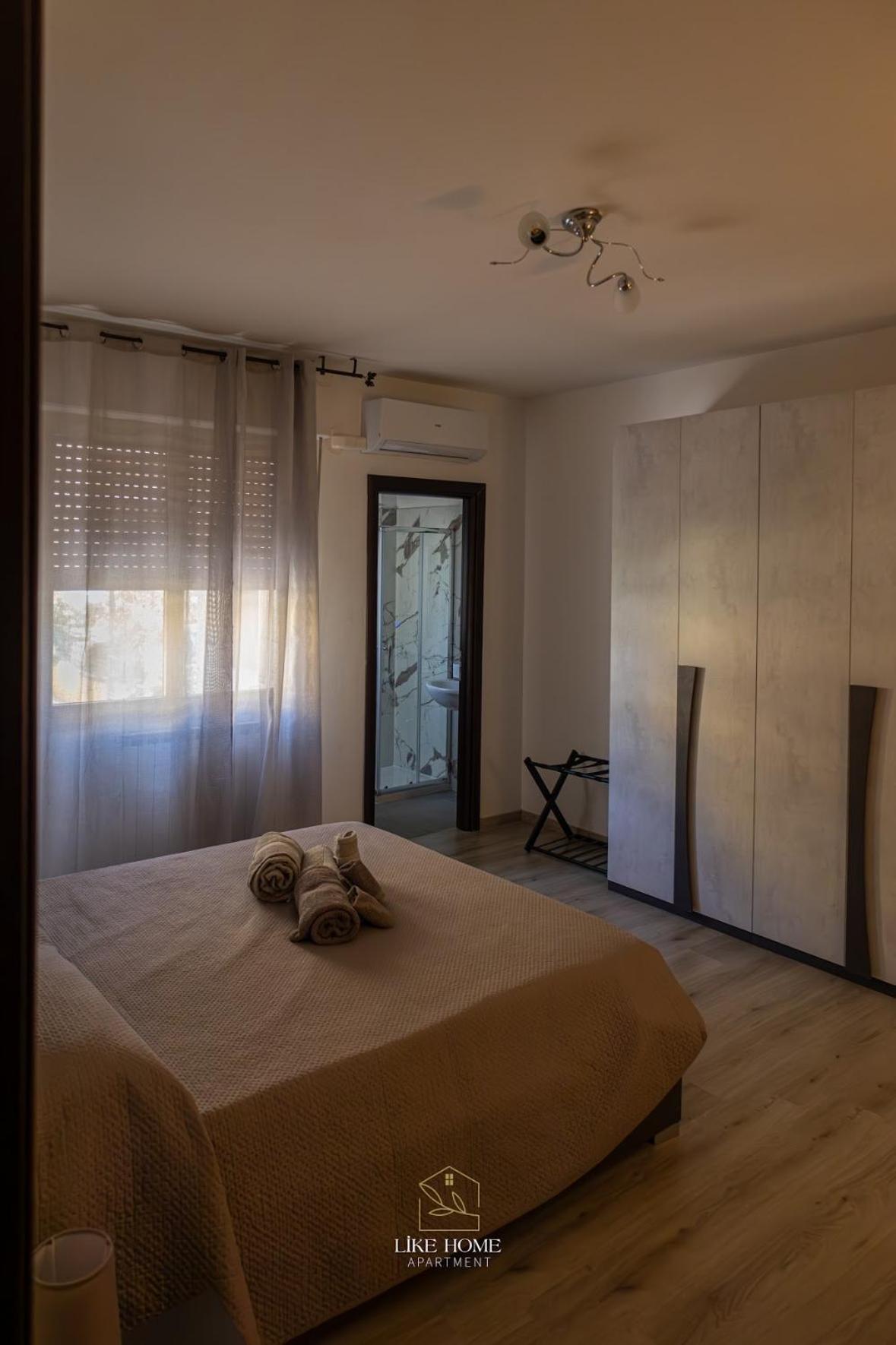 Like Home Apartment Reggio Calabria Exterior photo