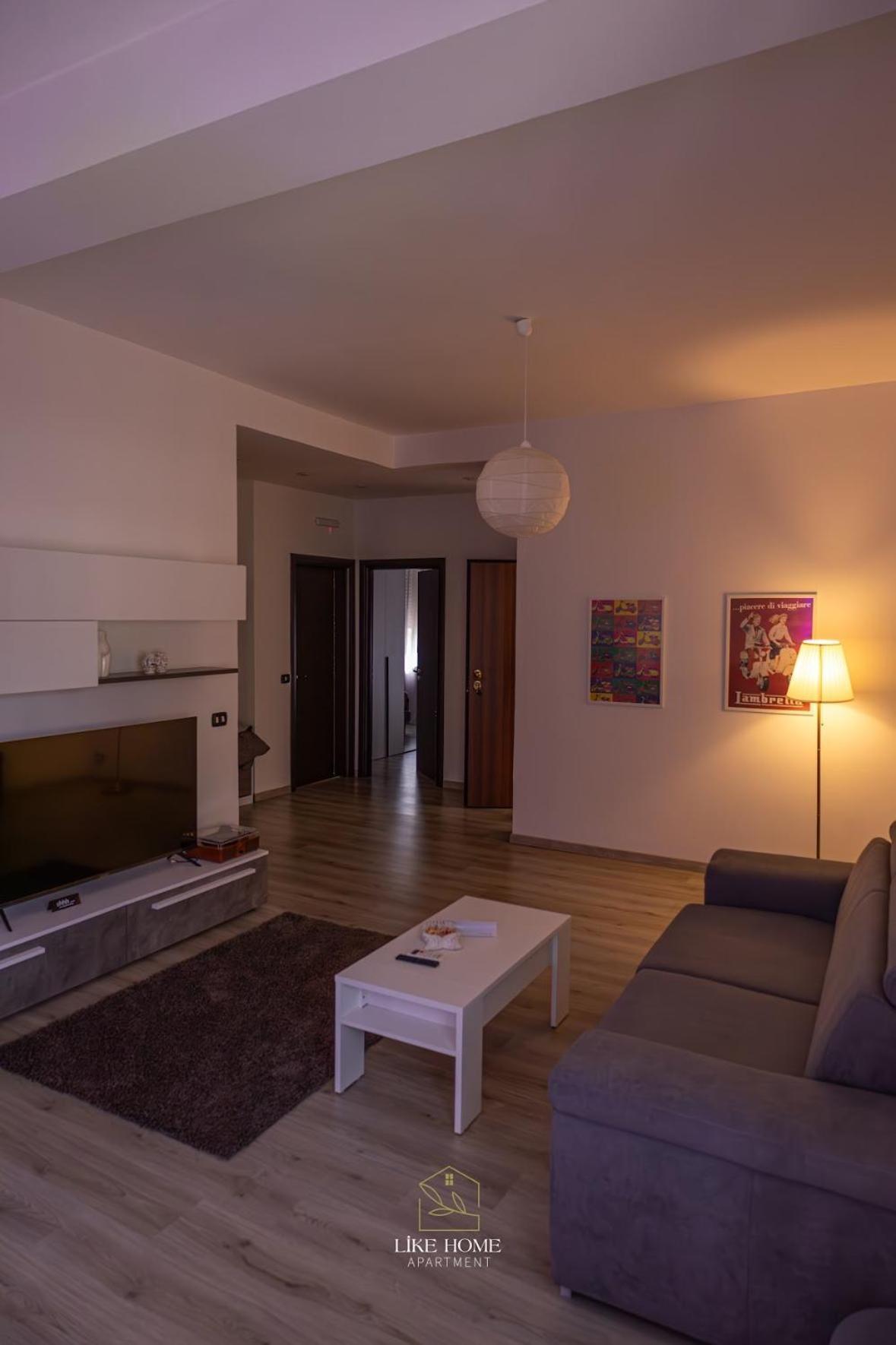 Like Home Apartment Reggio Calabria Exterior photo